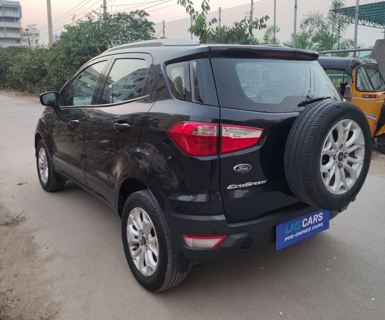 FORD ECOSPORTS - Image 4